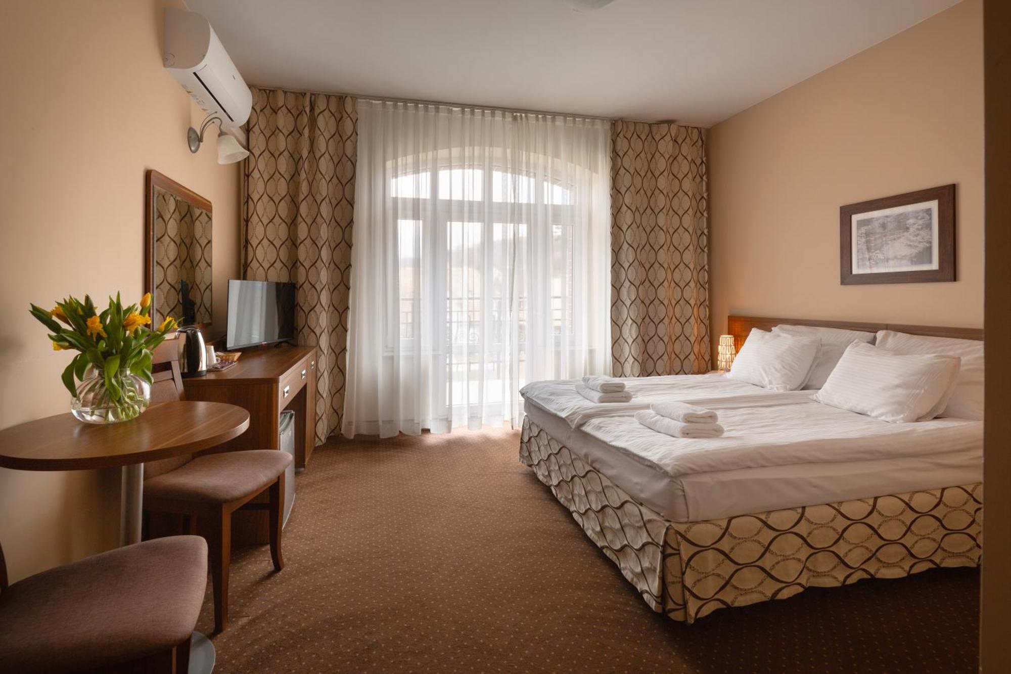 Paria Hotel Kudowa-Zdrój Exterior foto